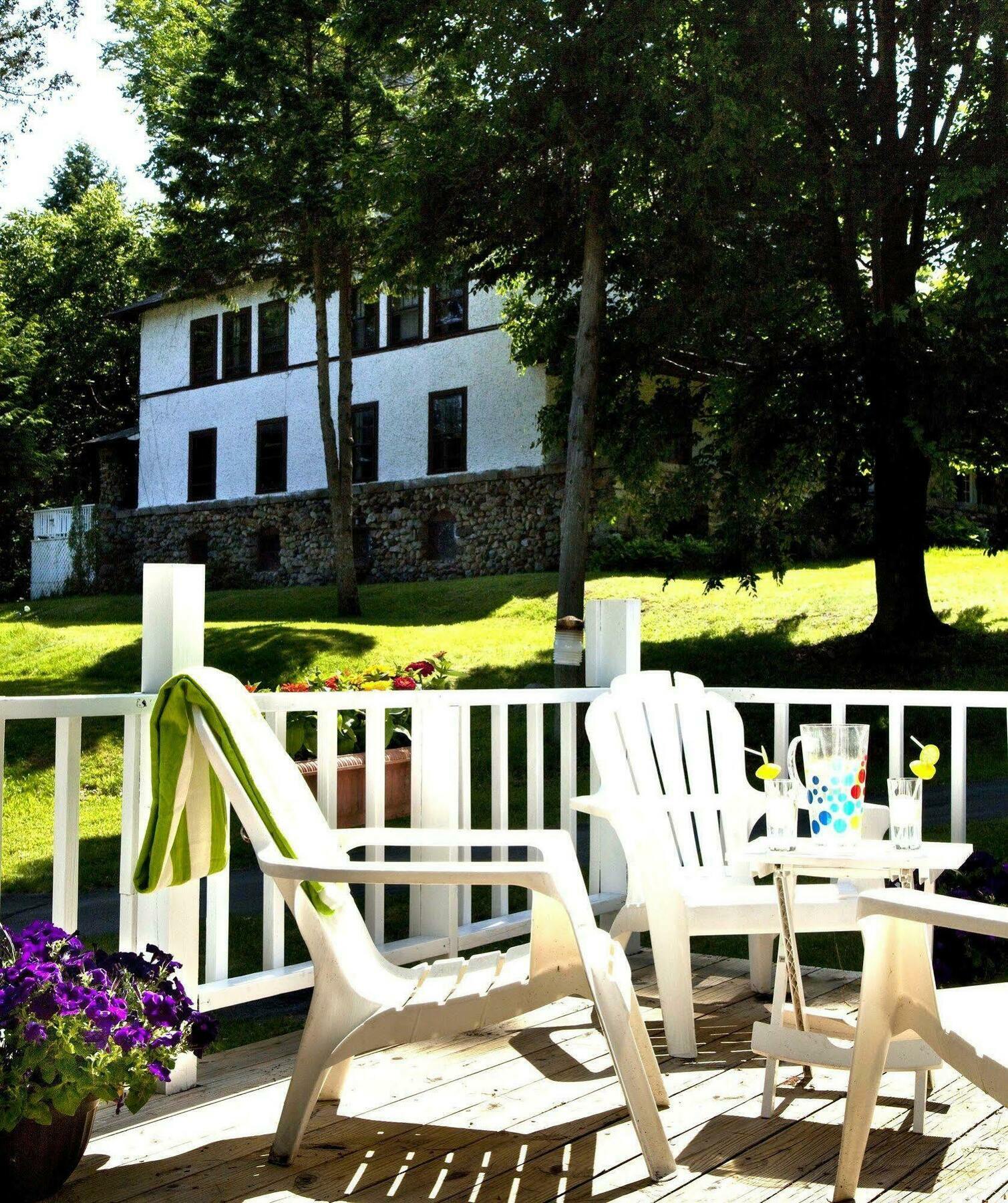 Rock Castle Resort 乔治湖 外观 照片